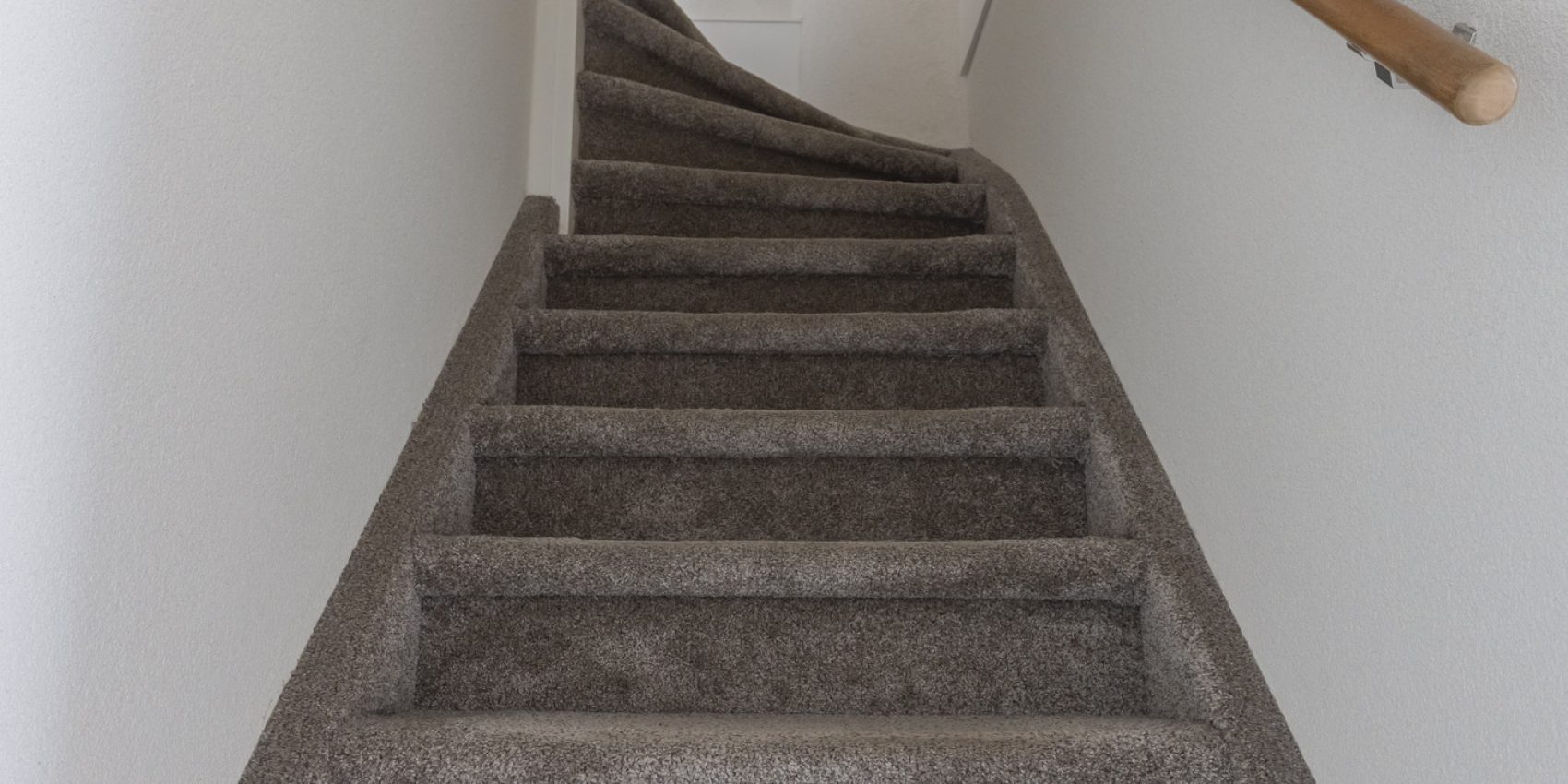 298066655.jpg